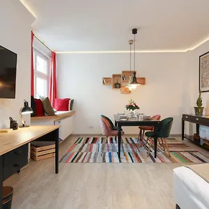 Apartment 4 Personen Altbau Nahe Kurfürstendamm